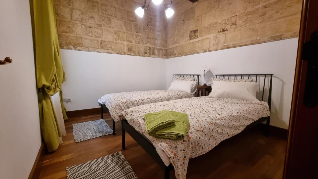 Vallettacharme - 2 Bedrooms Flat In The Heart Of The City Bagian luar foto