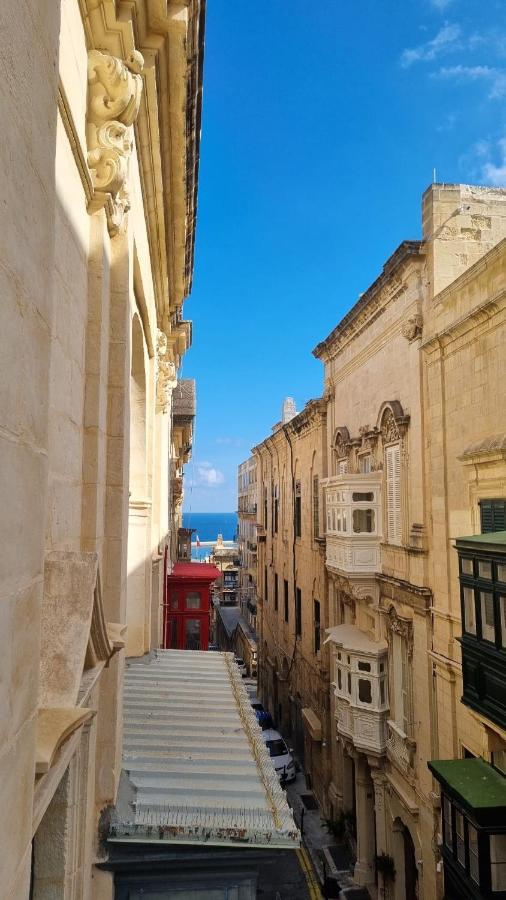 Vallettacharme - 2 Bedrooms Flat In The Heart Of The City Bagian luar foto