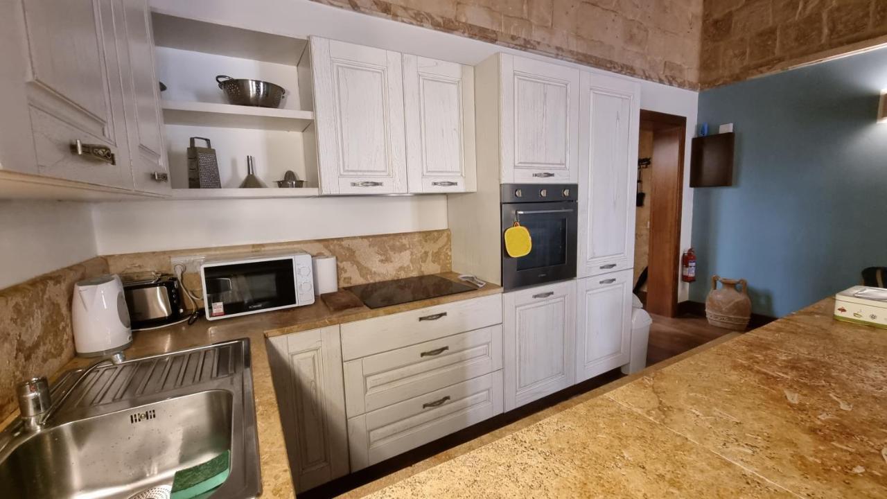 Vallettacharme - 2 Bedrooms Flat In The Heart Of The City Bagian luar foto
